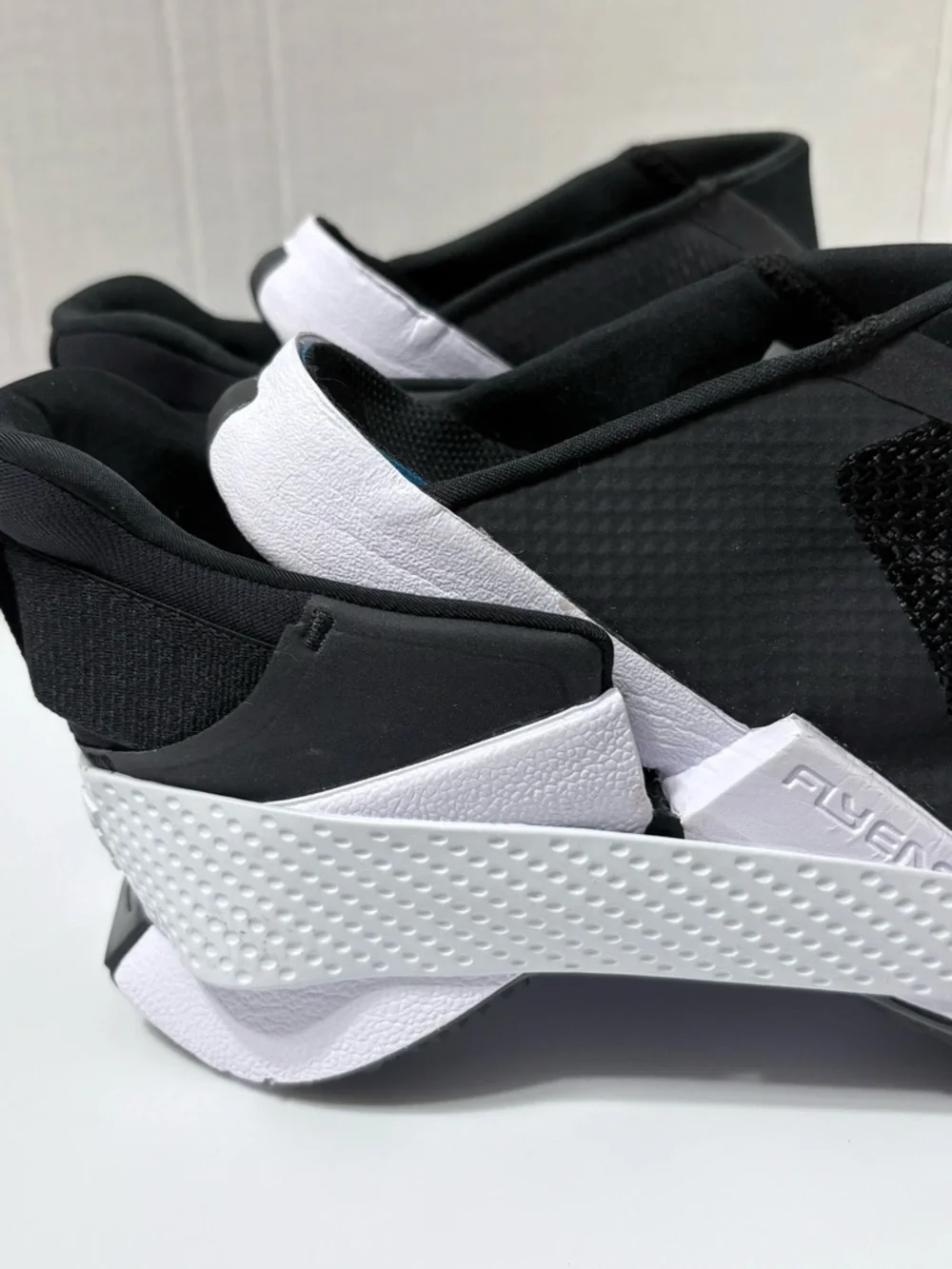 Woman’s Nike Flyease Easy Slip On Black and White Athletic Comfort Sneakers. 8.5